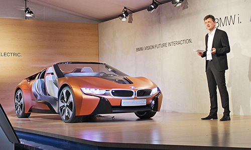 BMW ra mắt “siêu xe xanh” concept i8 Spyder tự lái